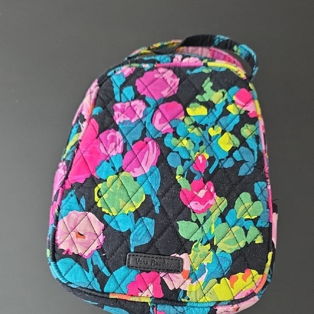 Vera Bradley brand vera